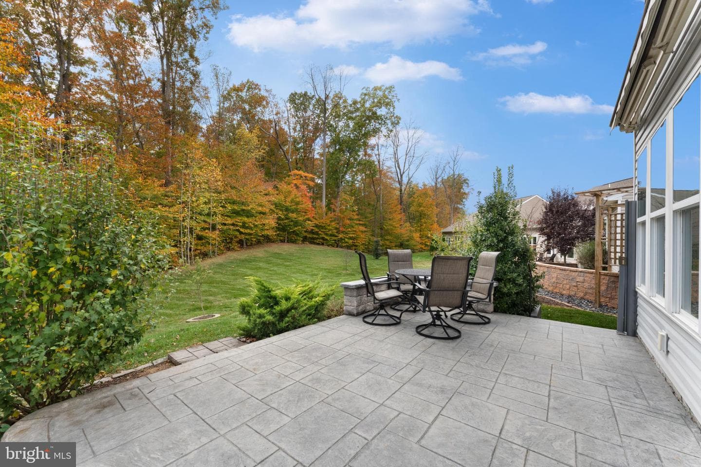 35 Montauk Avenue photo 41