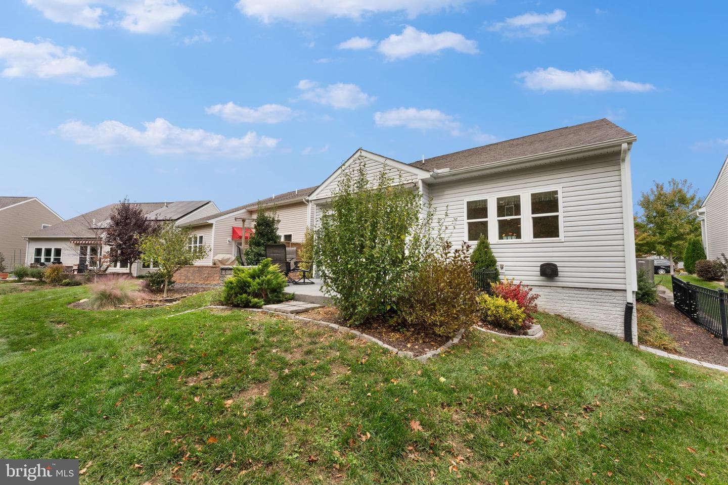 35 Montauk Avenue photo 43