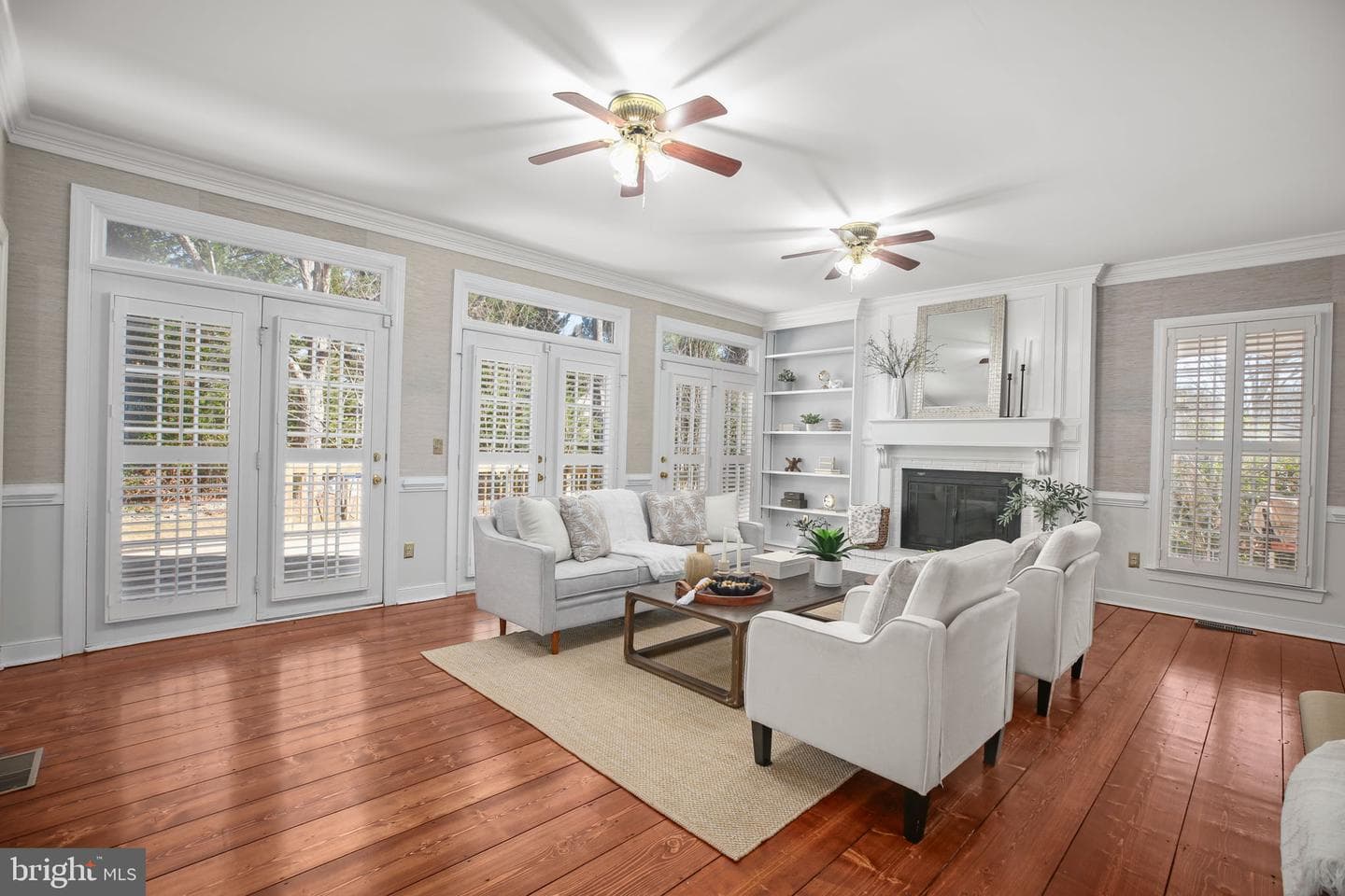 200 Kent Avenue photo 25