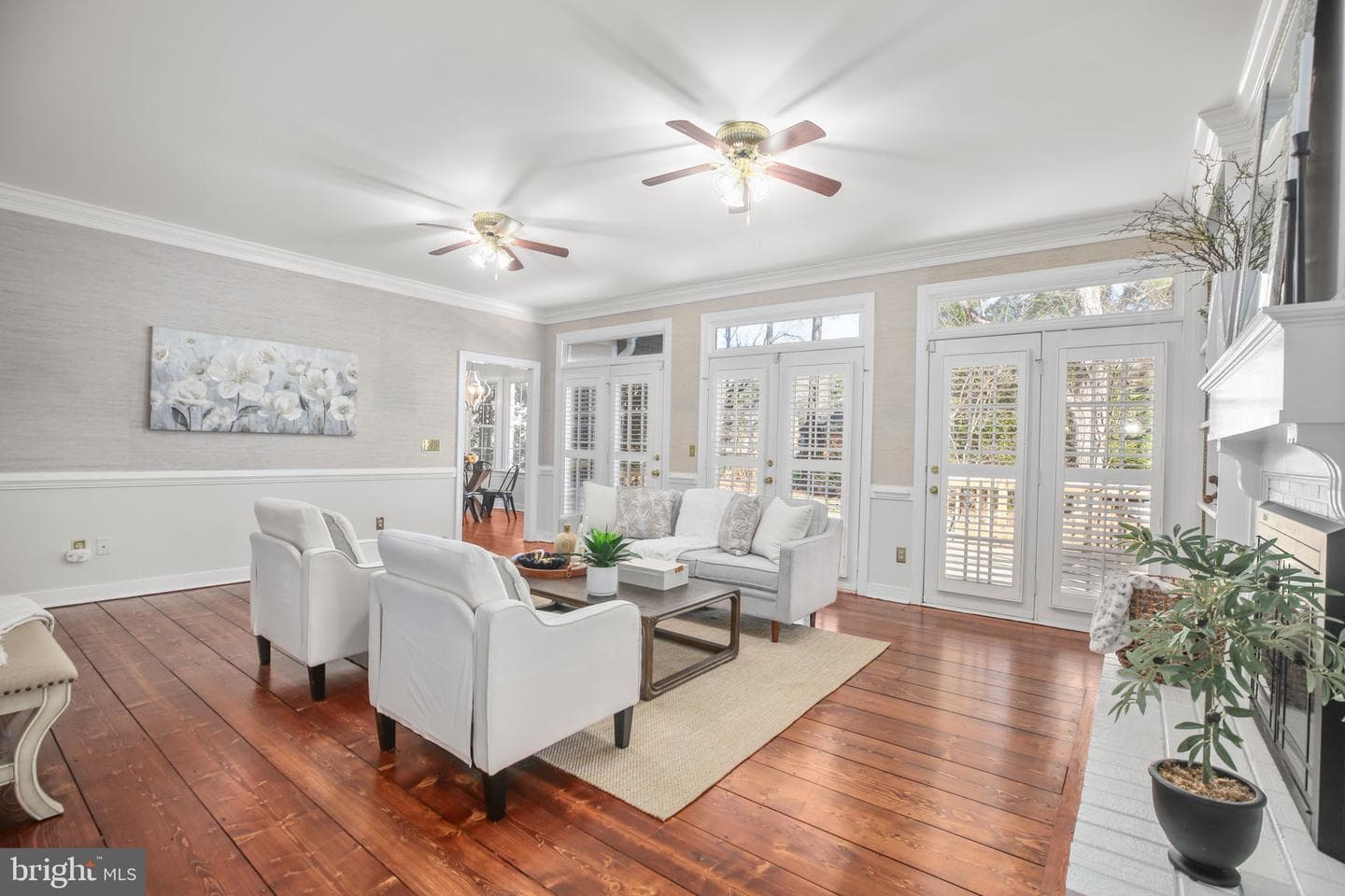 200 Kent Avenue photo 4