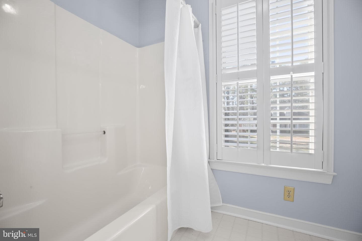 200 Kent Avenue photo 45