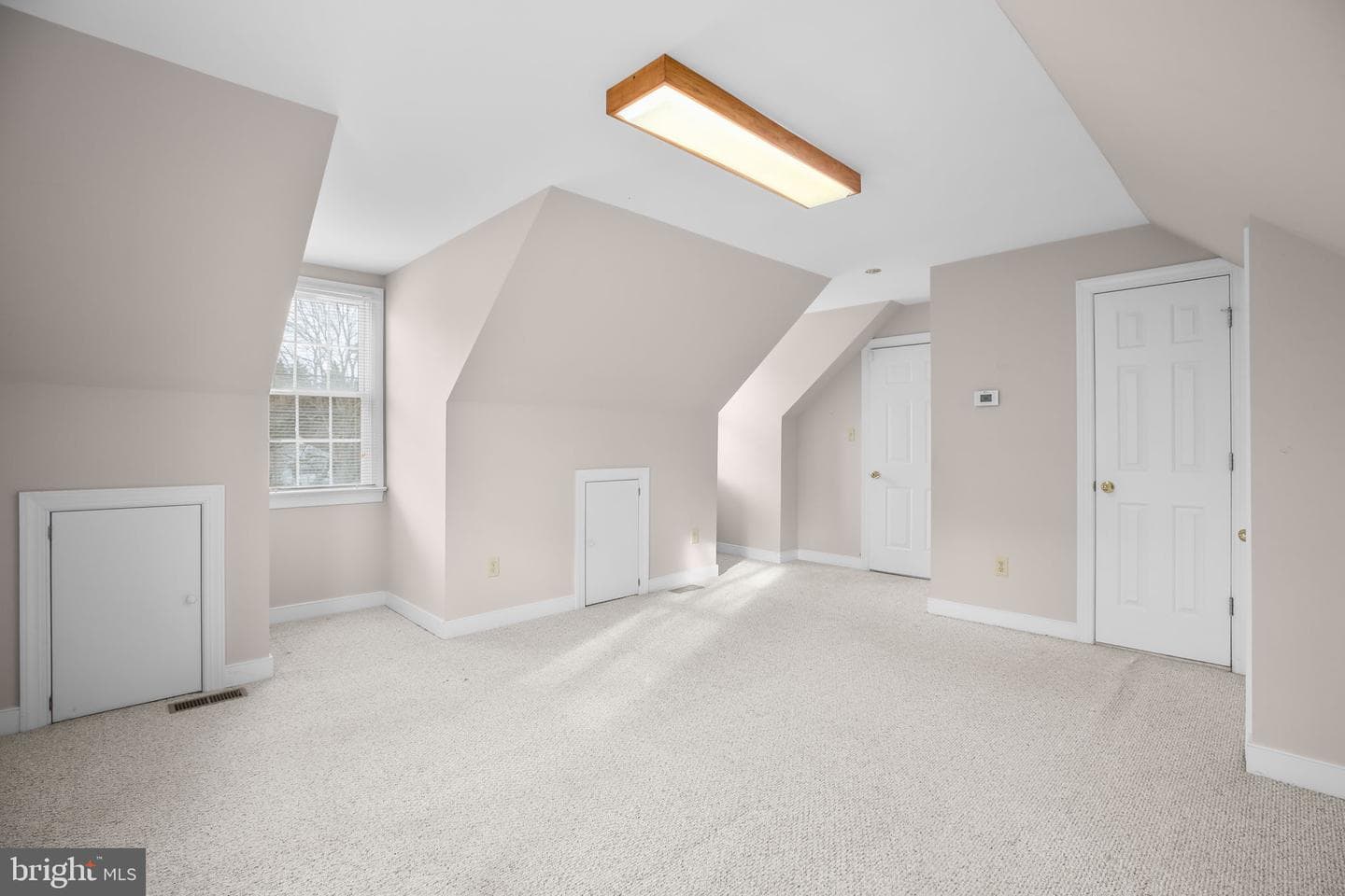 200 Kent Avenue photo 62