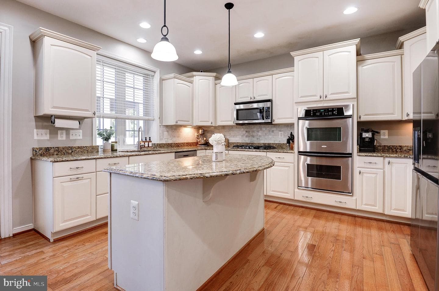 44 Palisades Drive photo 2