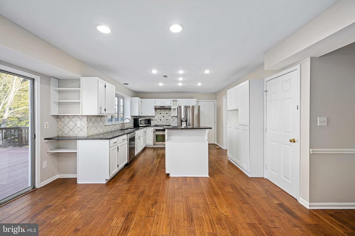 141 Northampton Boulevard photo 32