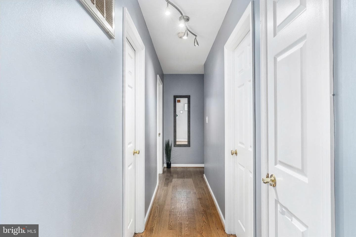 22 Leslie Drive photo 25