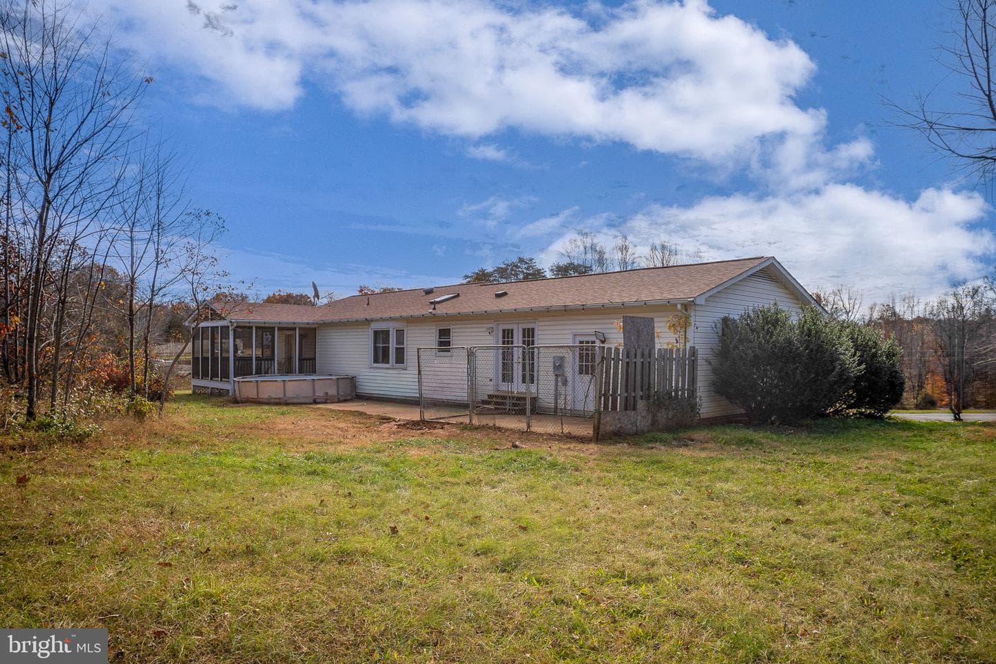 22 Leslie Drive photo 42