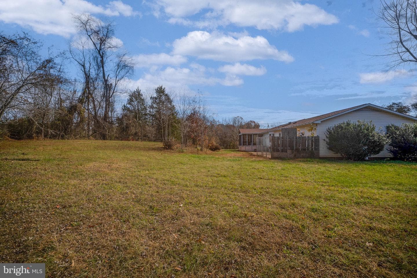22 Leslie Drive photo 52
