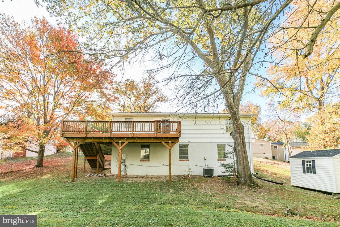 1701 Rogers Street photo 32