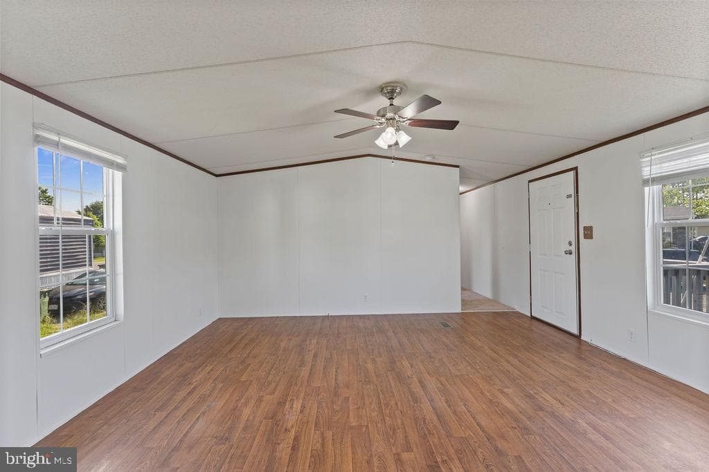 112 Cliff Circle photo 25