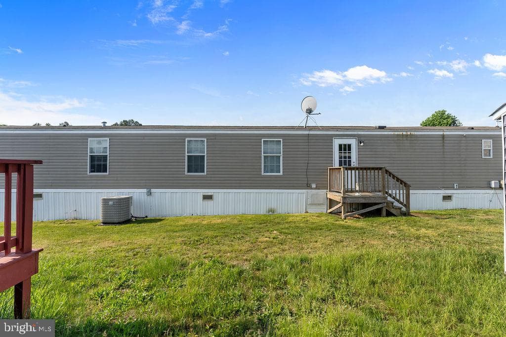 112 Cliff Circle photo 3