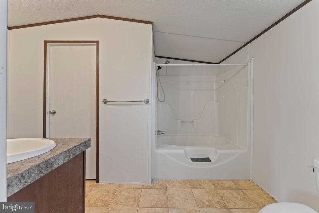112 Cliff Circle photo 30