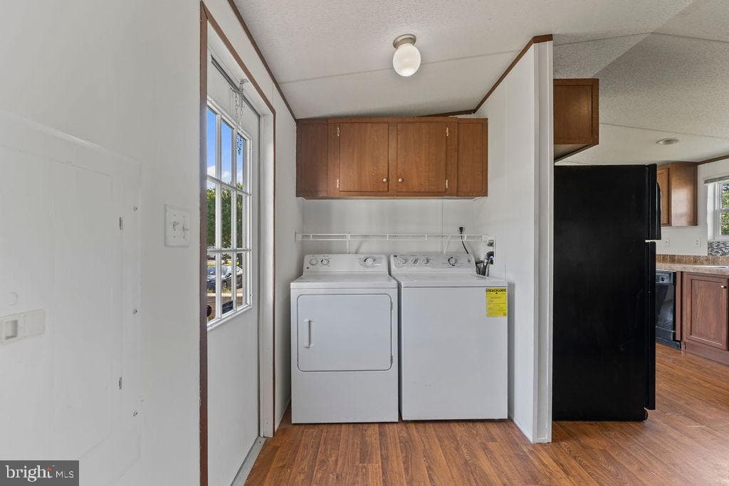 112 Cliff Circle photo 33
