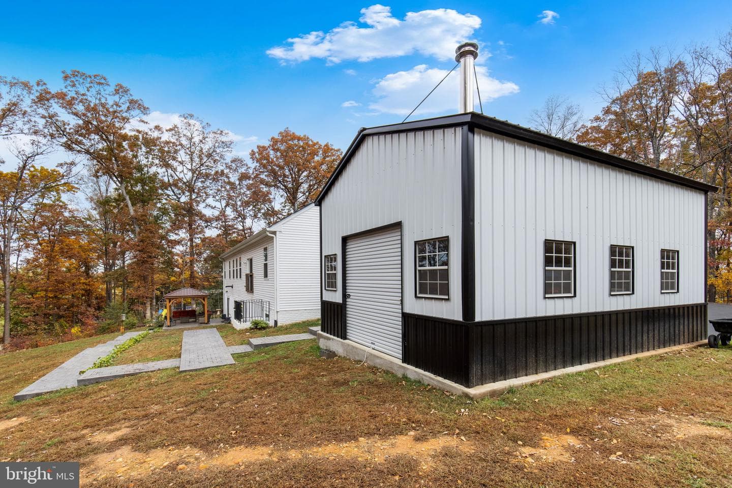 499 Poplar Road photo 45