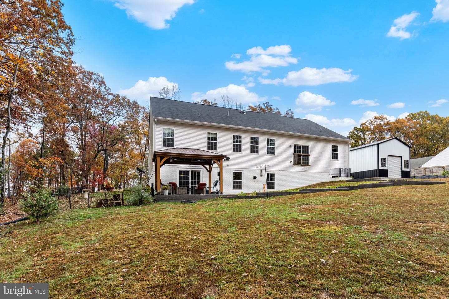 499 Poplar Road photo 47