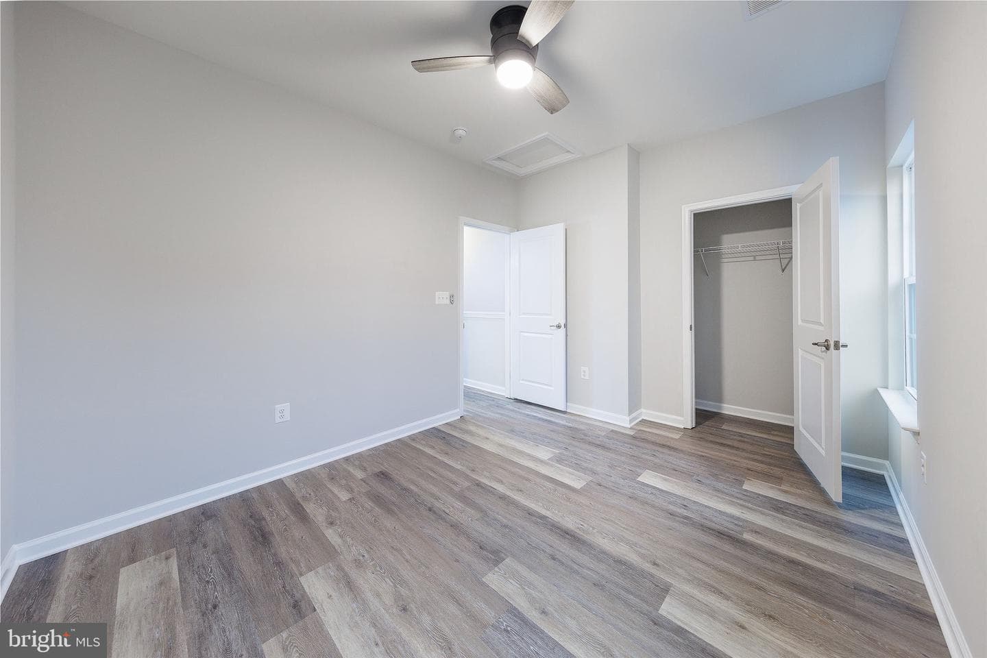 322 Rolling Valley Drive photo 19