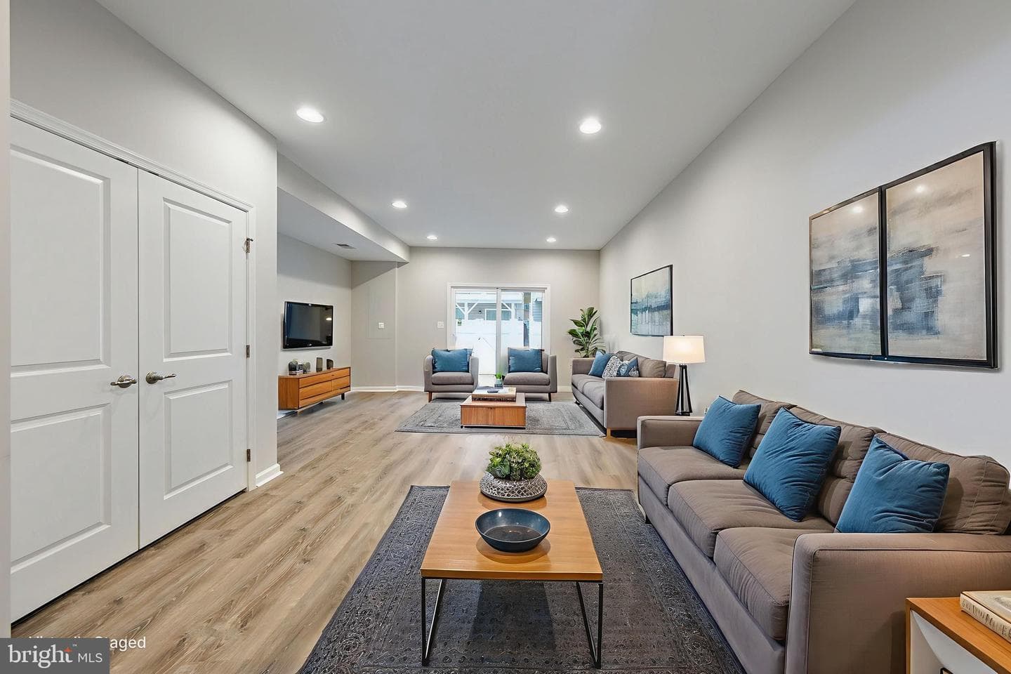 322 Rolling Valley Drive photo 8