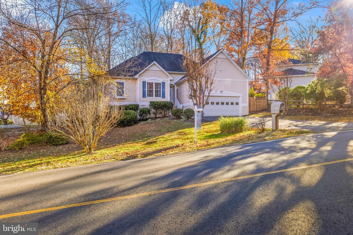 1203 Richmond Drive photo 2