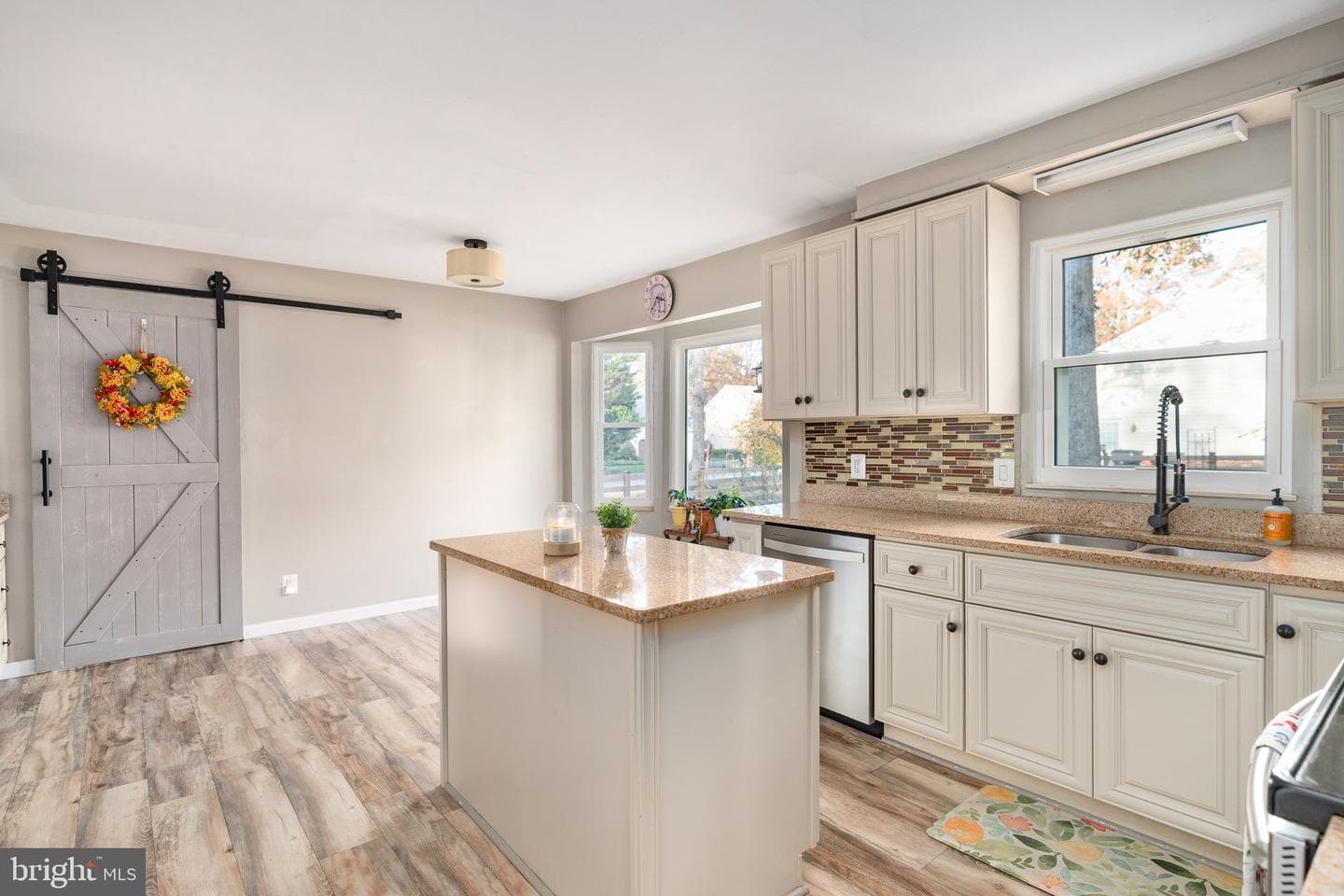 3 Lord Fairfax Drive photo 10