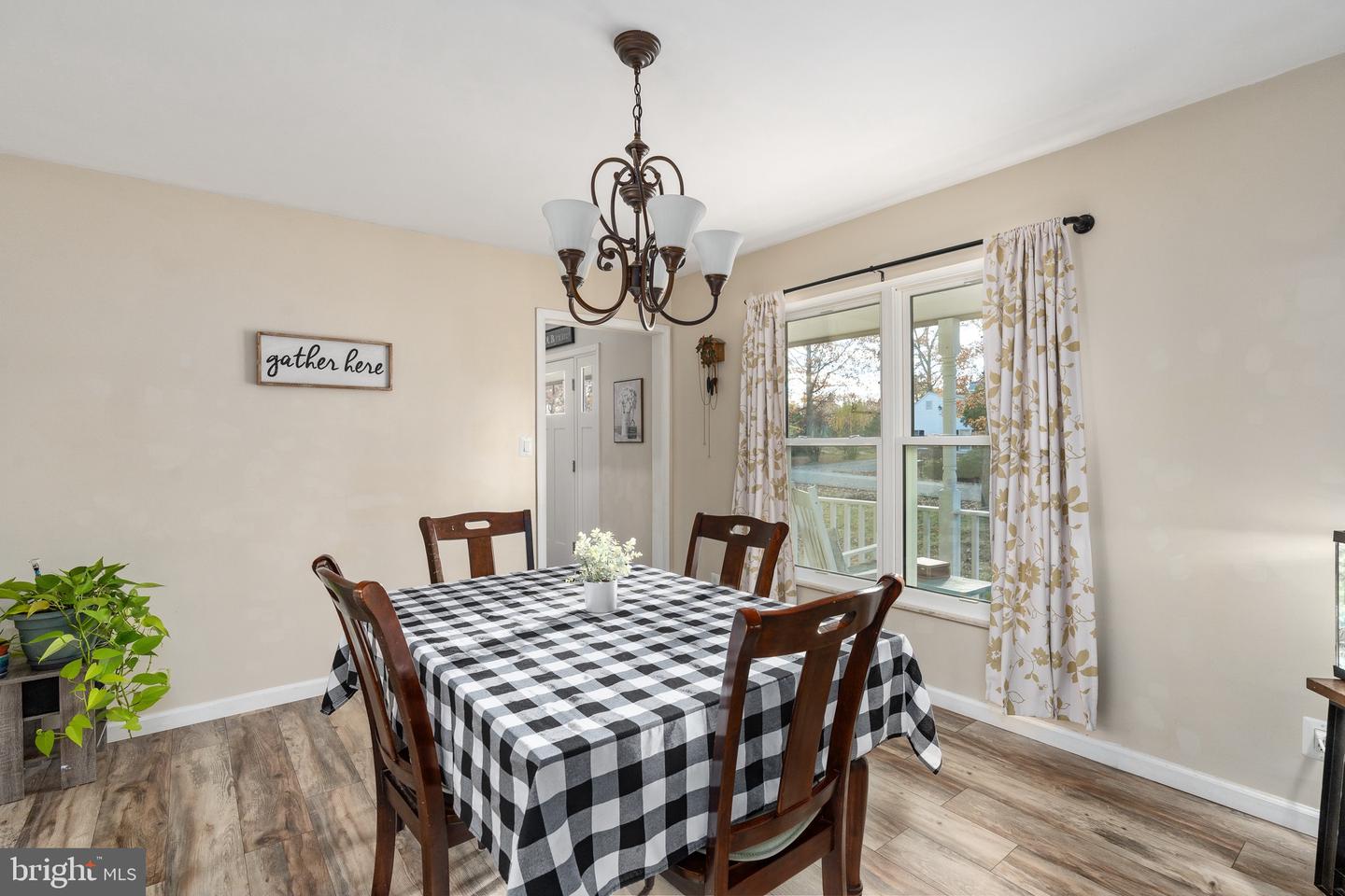 3 Lord Fairfax Drive photo 17