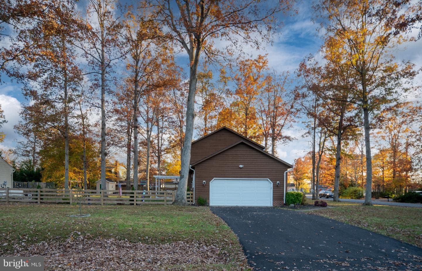 3 Lord Fairfax Drive photo 36