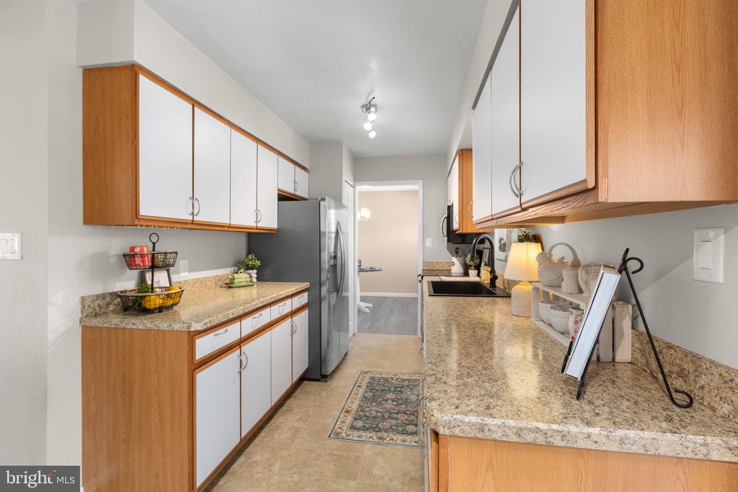 201 Old Landing Court photo 11