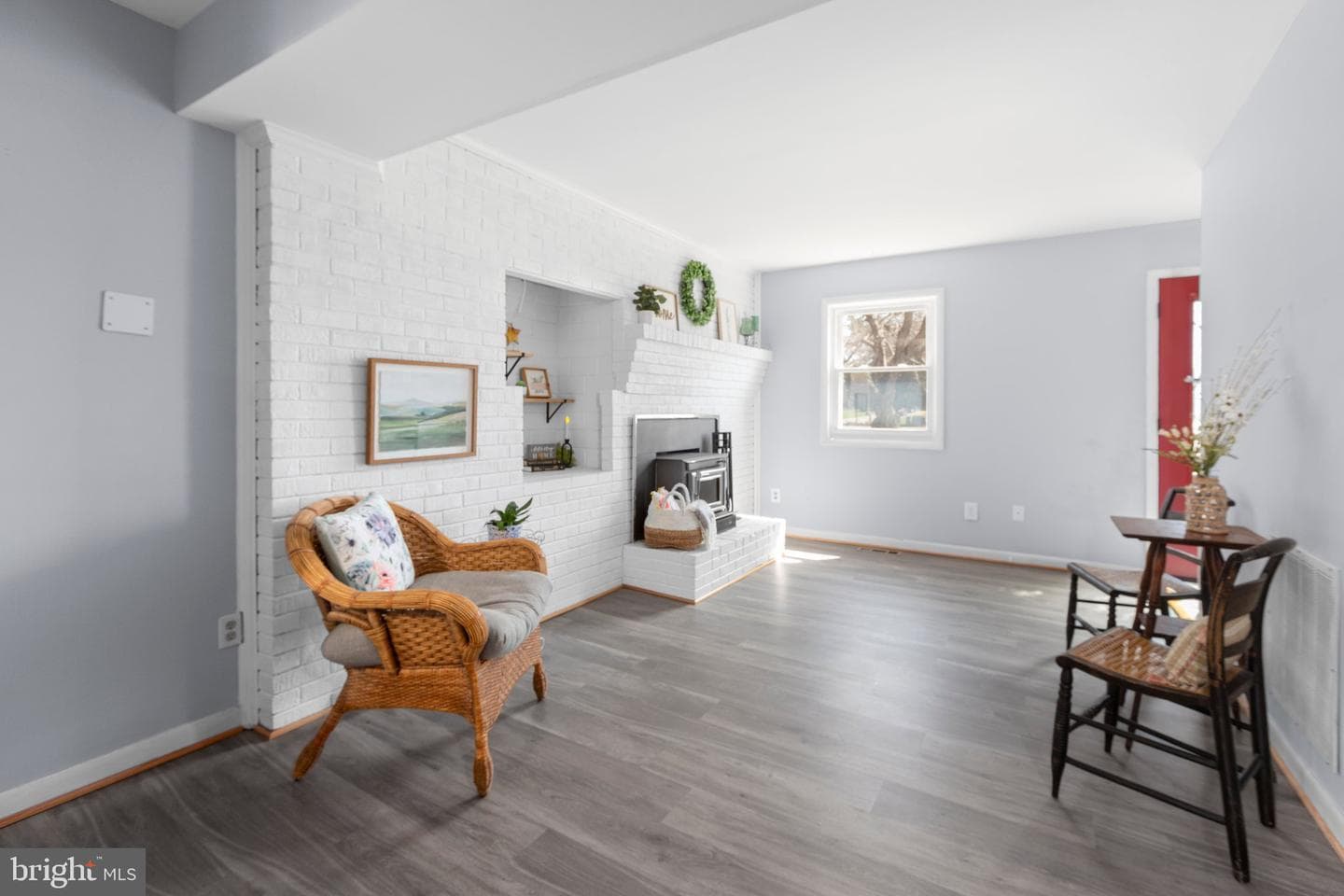 201 Old Landing Court photo 16
