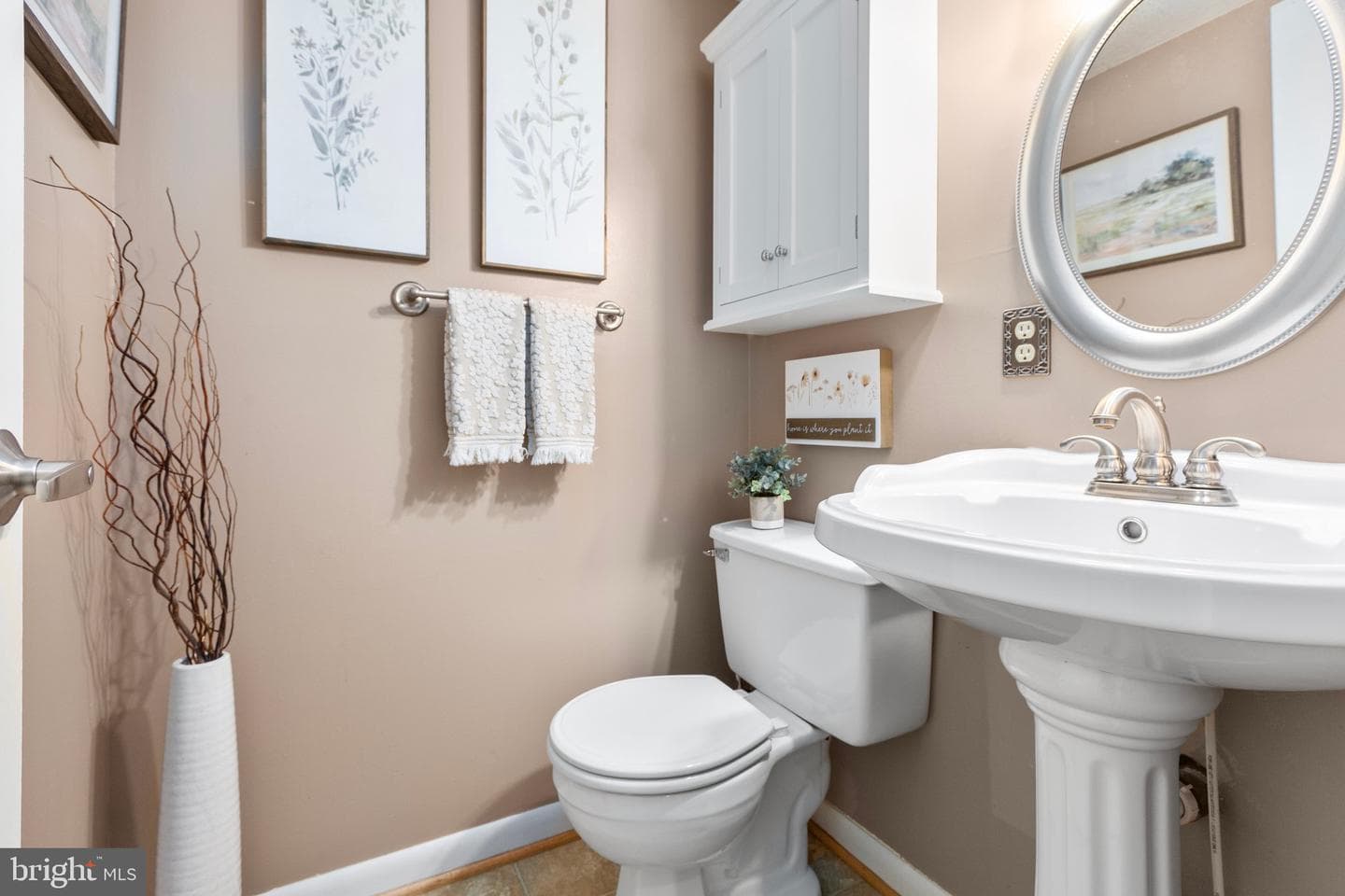 201 Old Landing Court photo 18