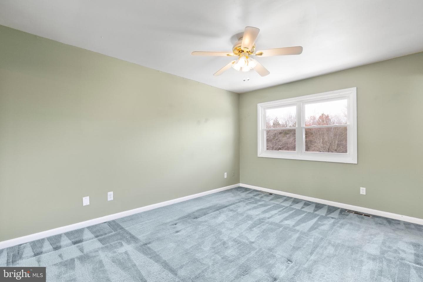 201 Old Landing Court photo 20