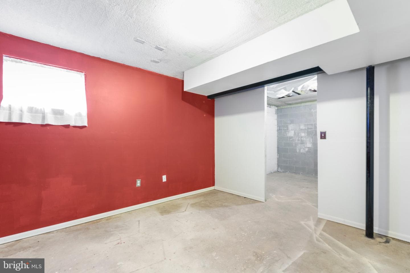 201 Old Landing Court photo 34