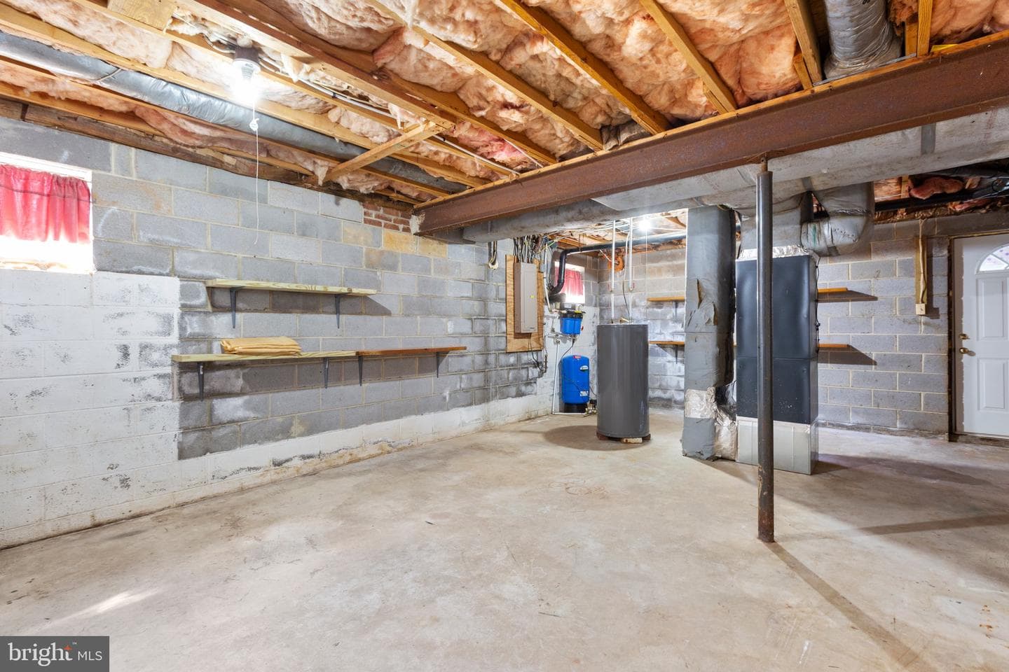 201 Old Landing Court photo 35