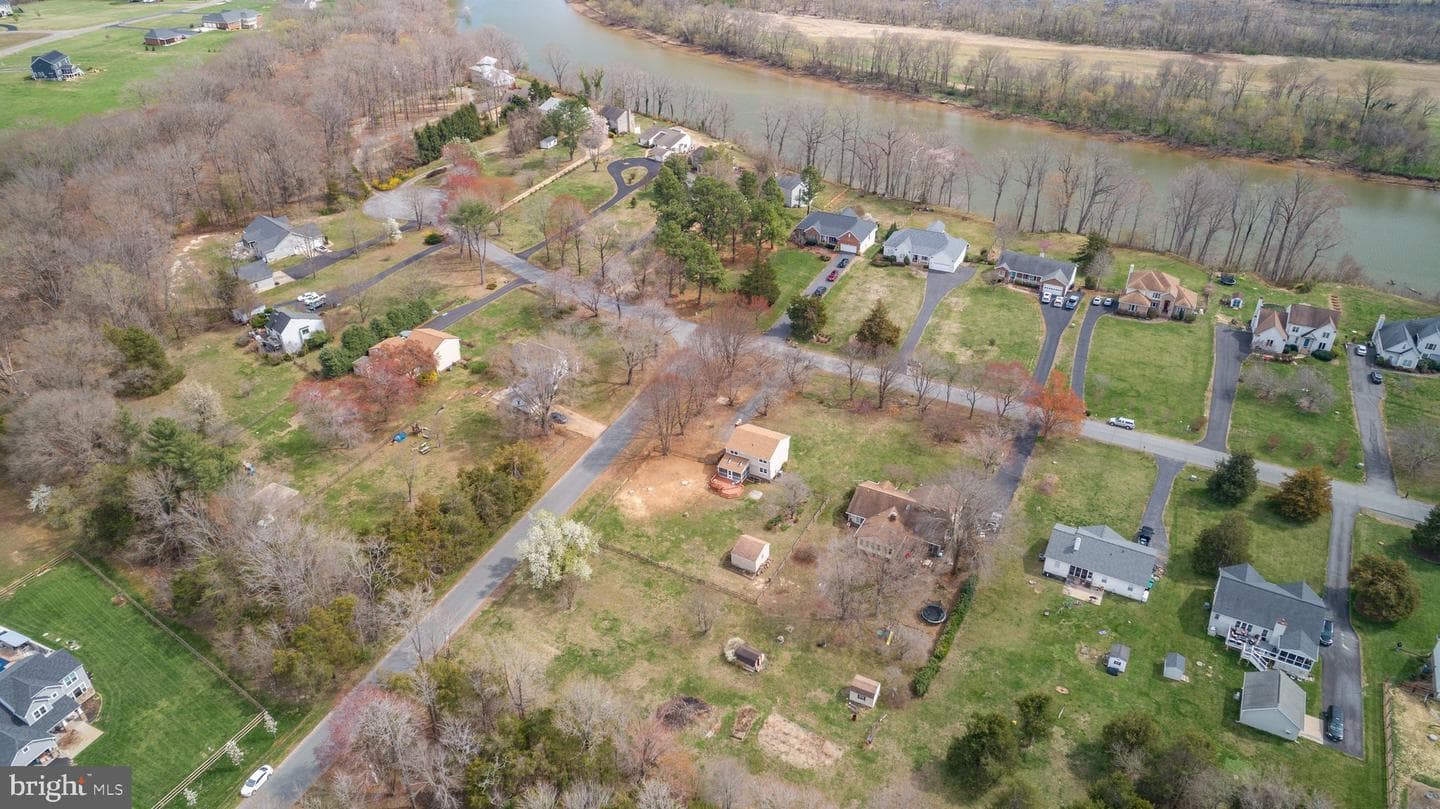 201 Old Landing Court photo 58
