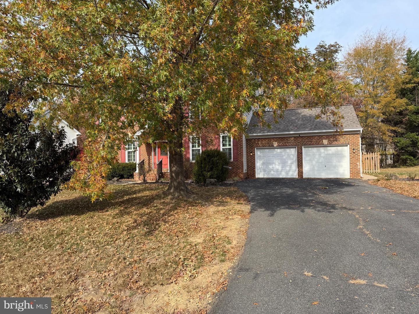 33 Brookstone Drive photo 2