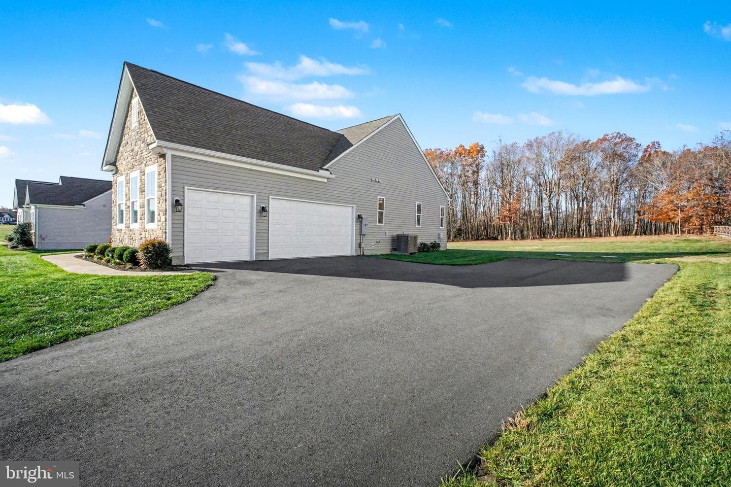 209 Liberty Hall Drive photo 8