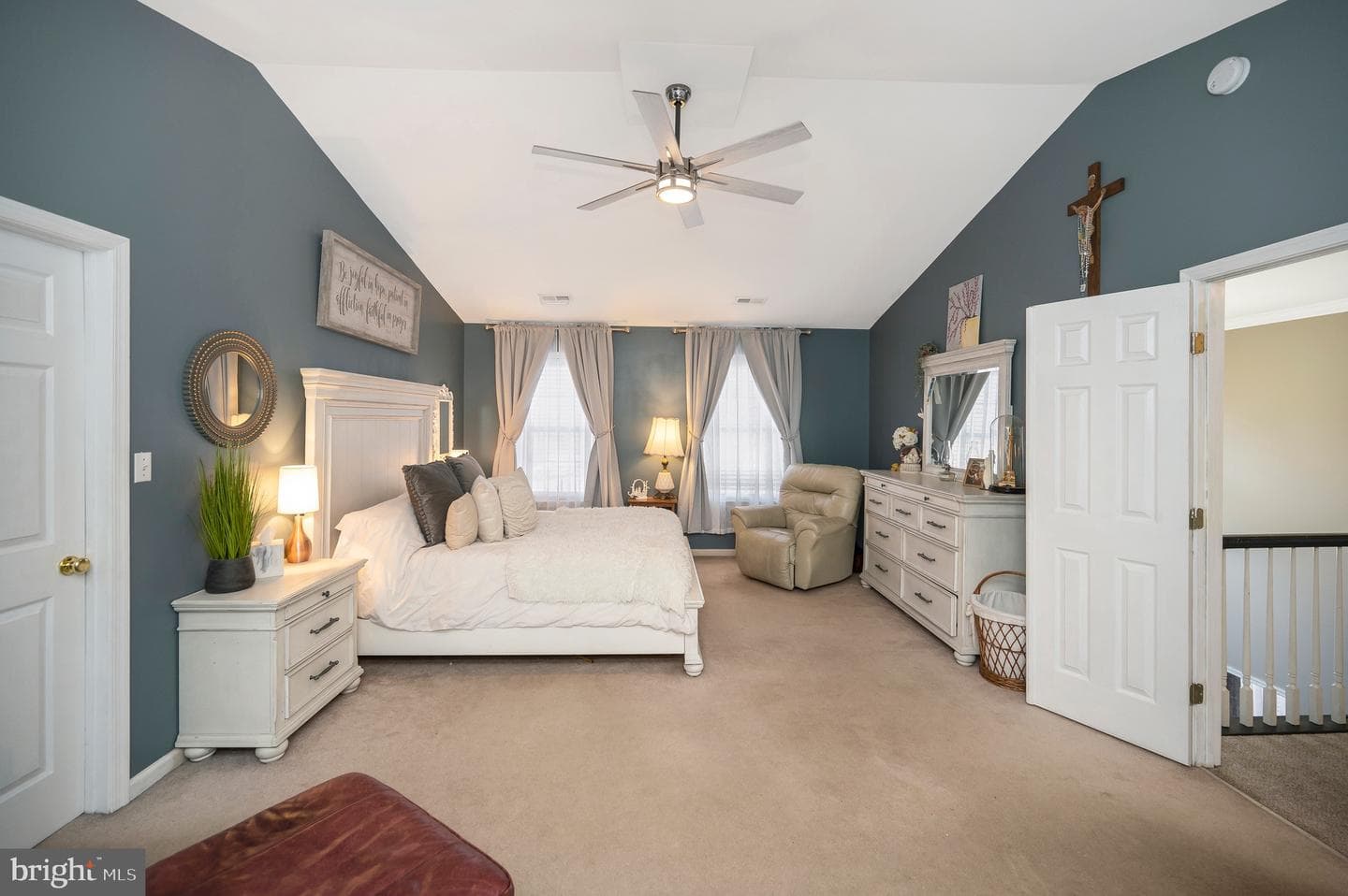 8 Oak Crest Court photo 25