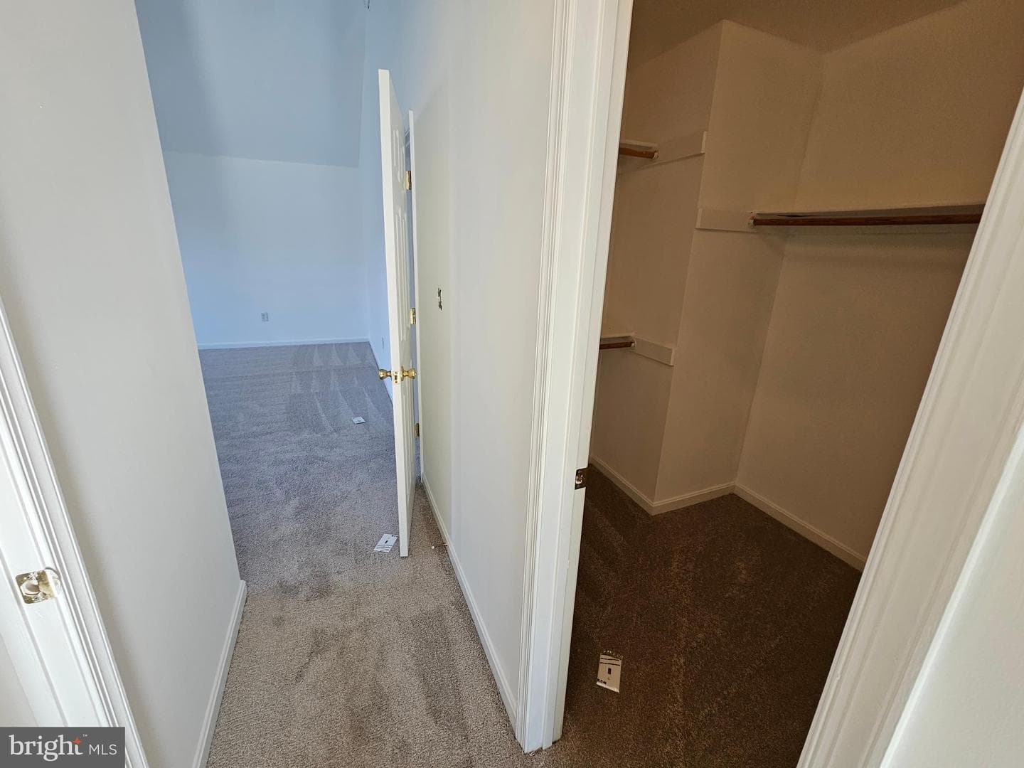 2 Grace Manor Court photo 34