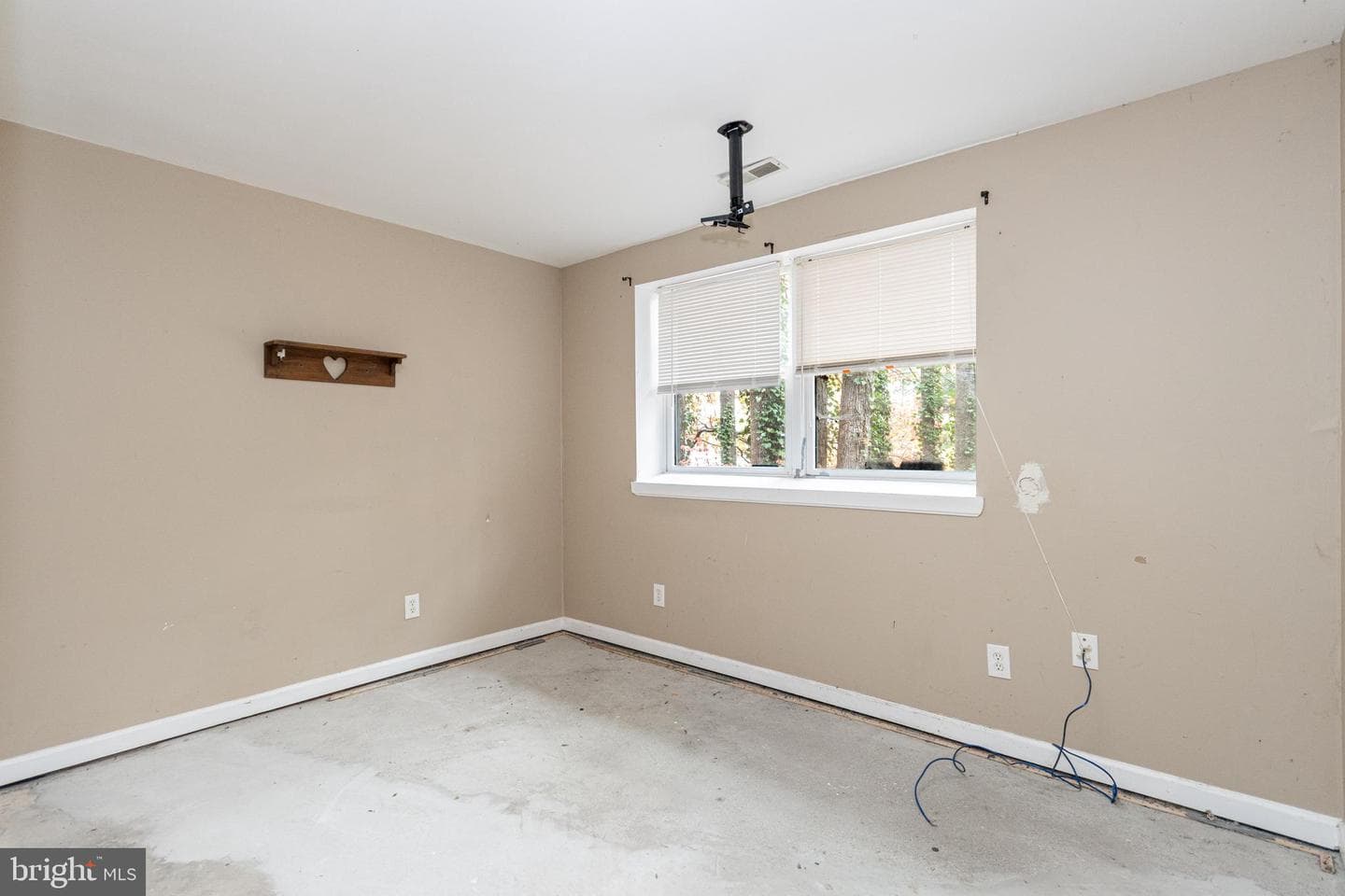 2018 Farragut Drive photo 9