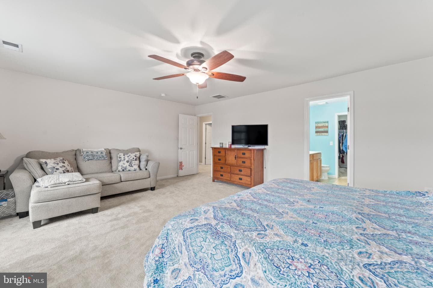 78 Charter Gate Drive photo 25