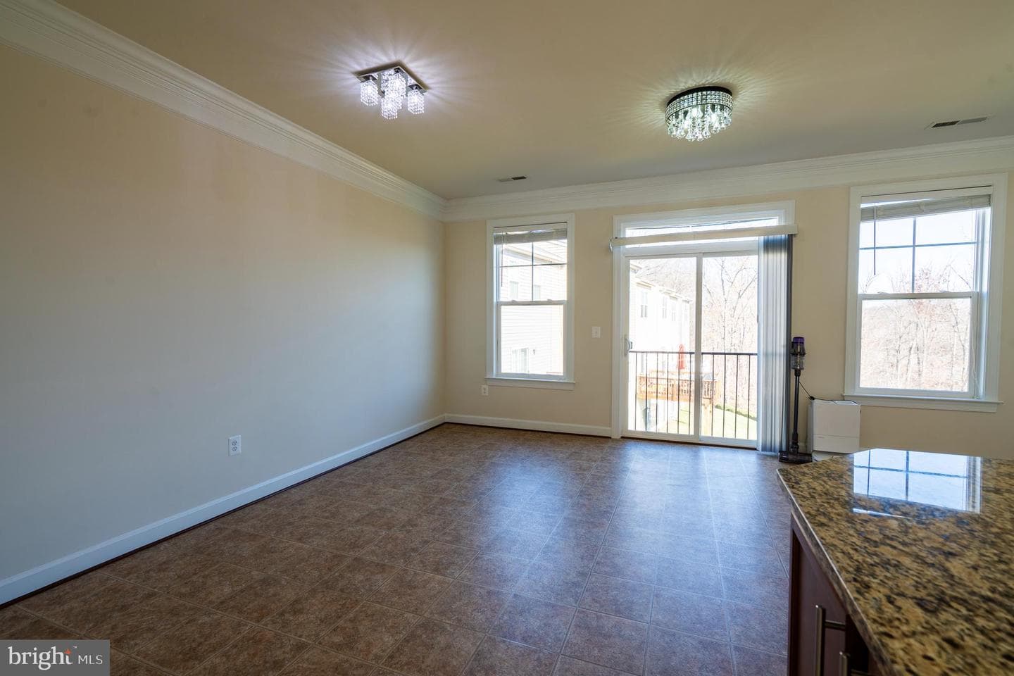 107 Hollister Lane photo 15