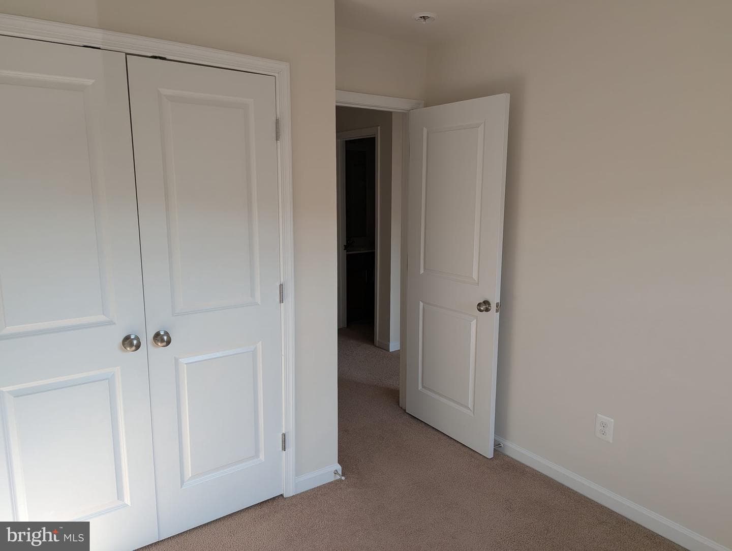 107 Hollister Lane photo 34