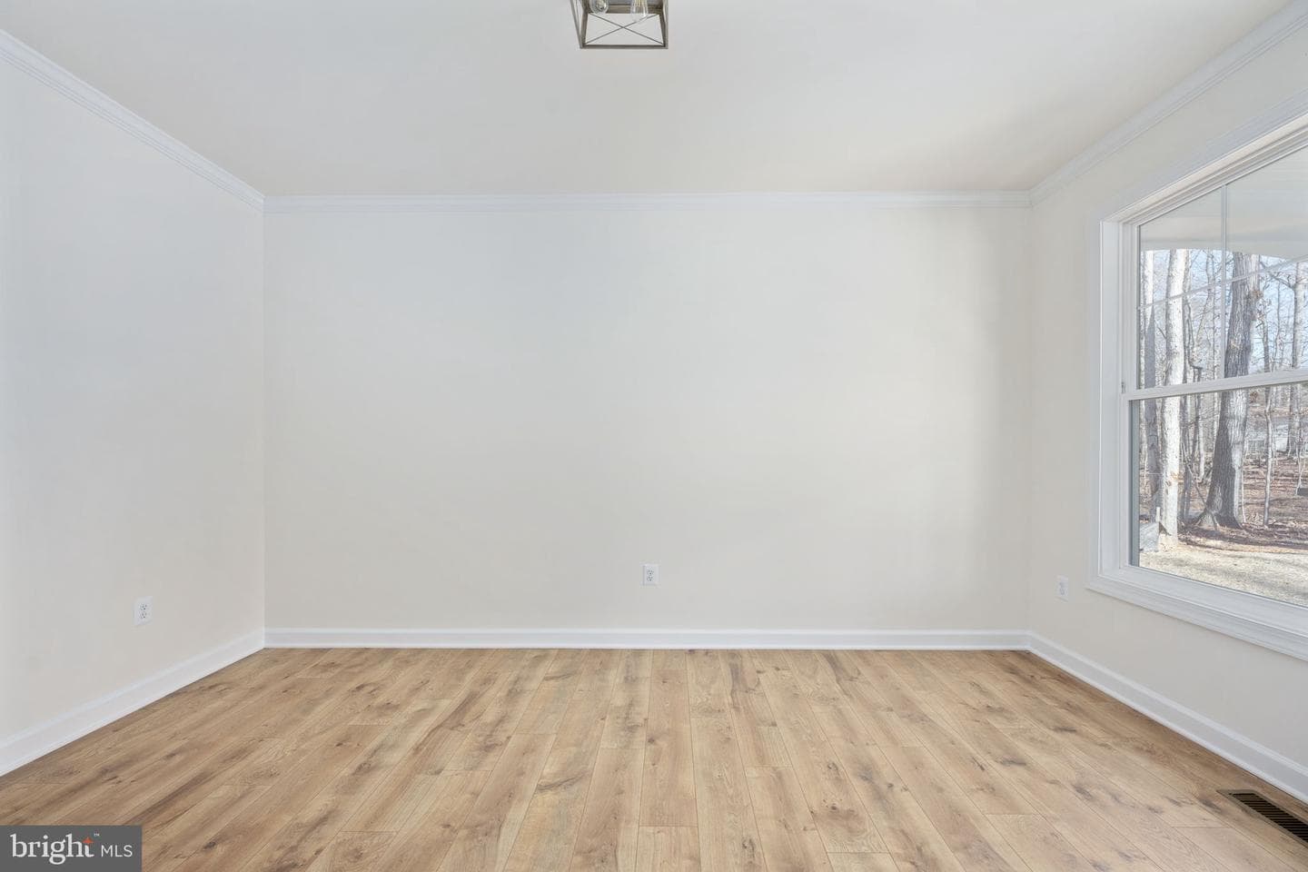 569 Tacketts Mill Road photo 26