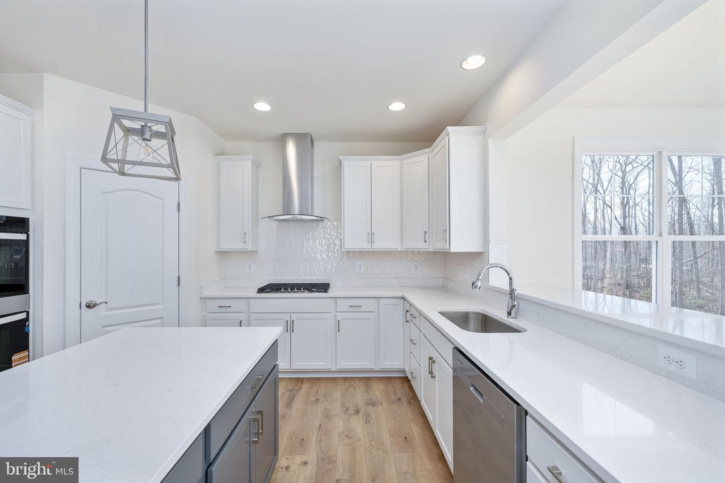 569 Tacketts Mill Road photo 53