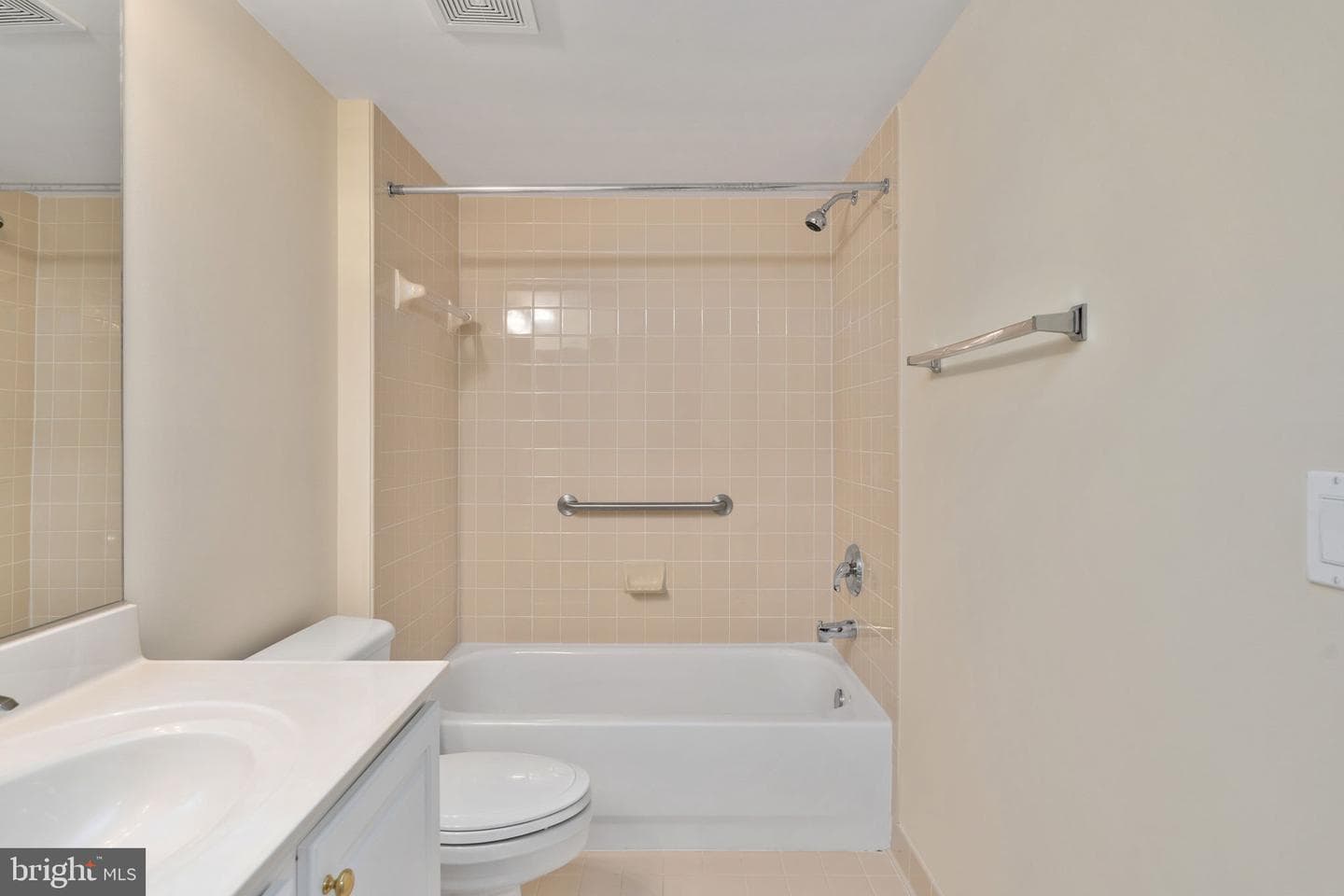 6 Buchanan Drive photo 52