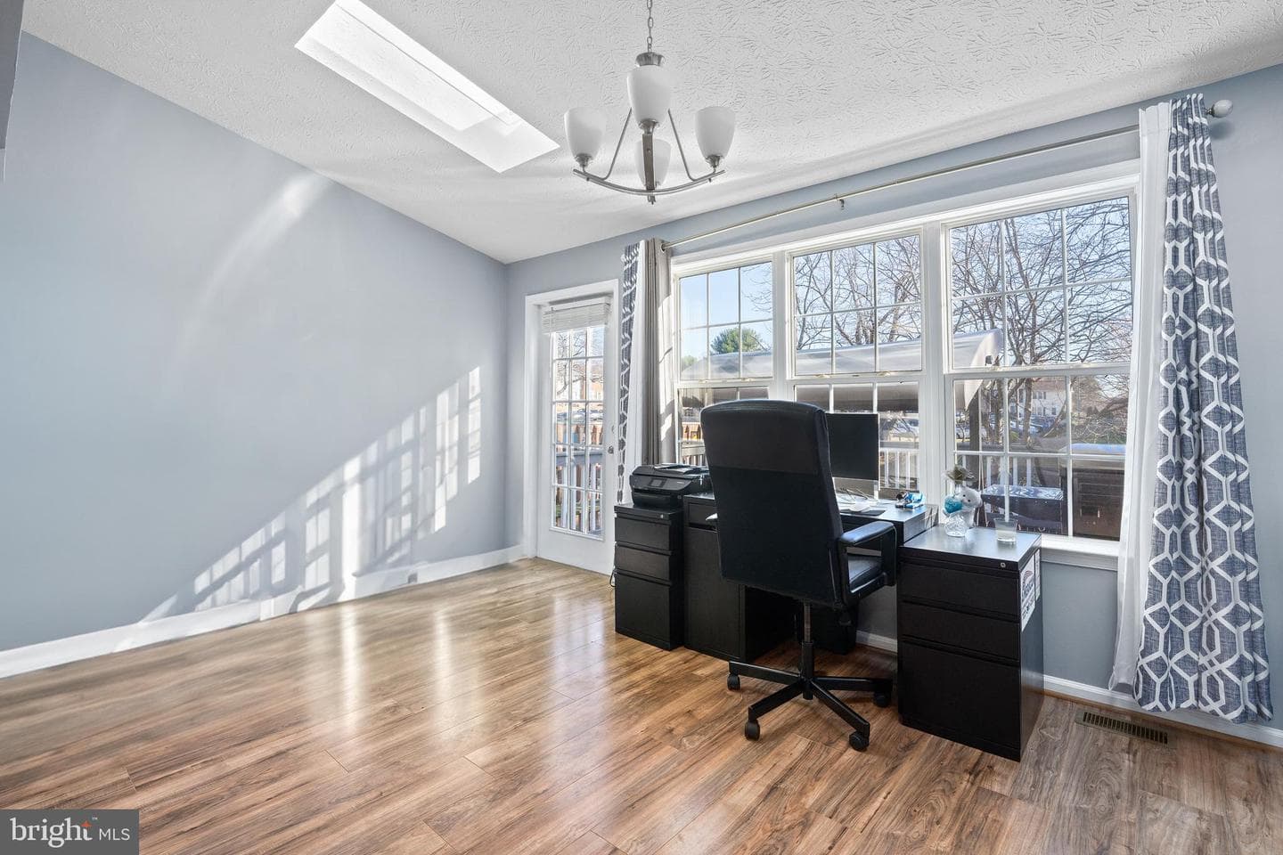 102 Charles Street photo 13