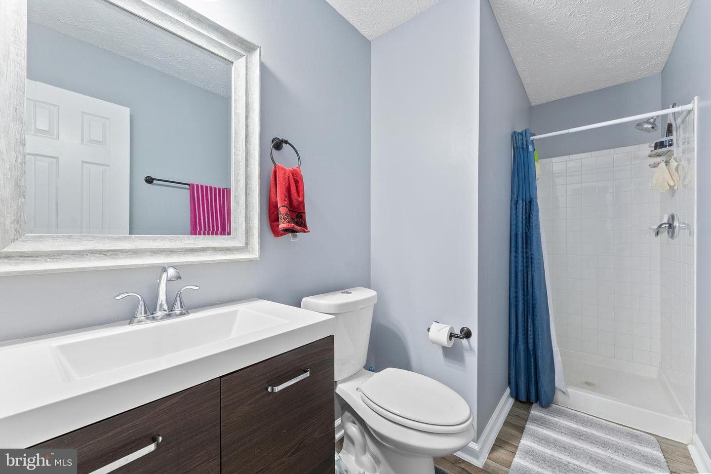 102 Charles Street photo 29