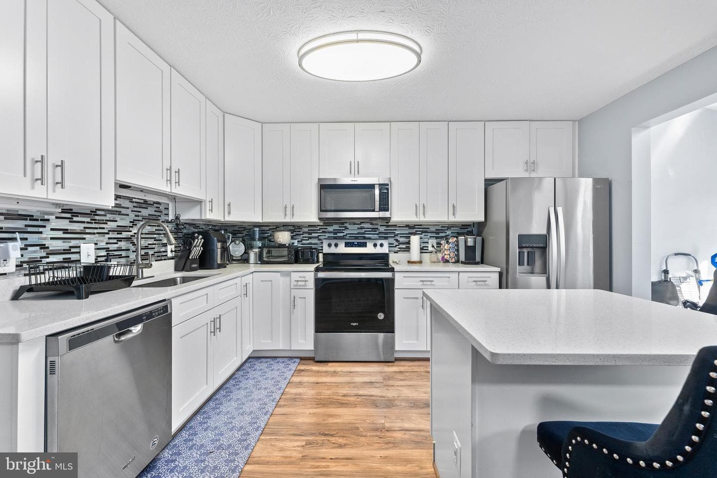 102 Charles Street photo 5