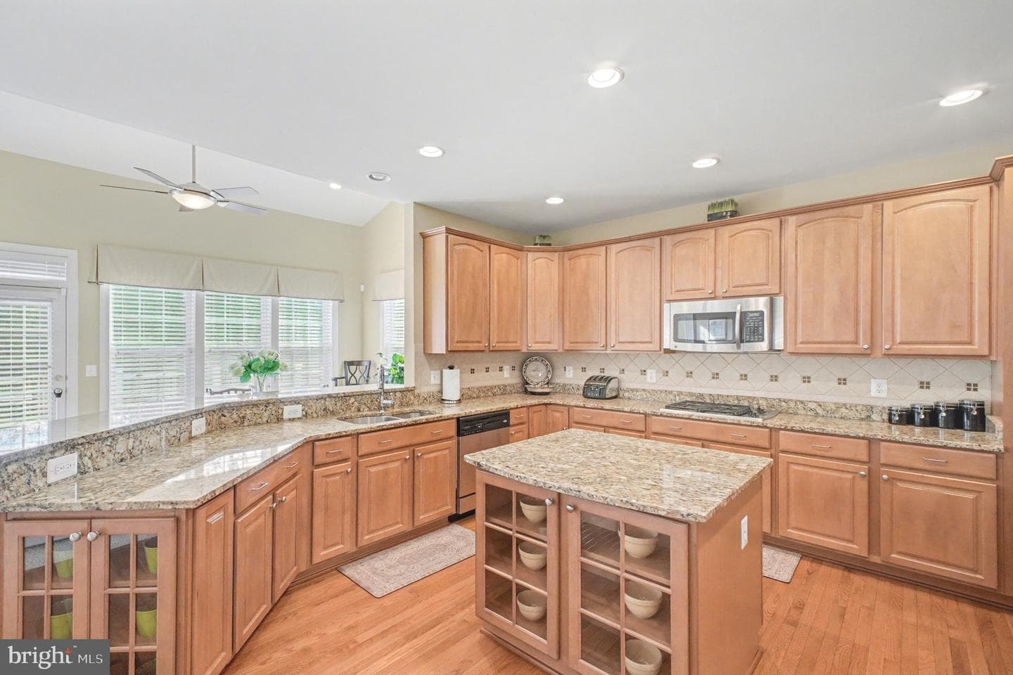 37 Palisades Drive photo 20