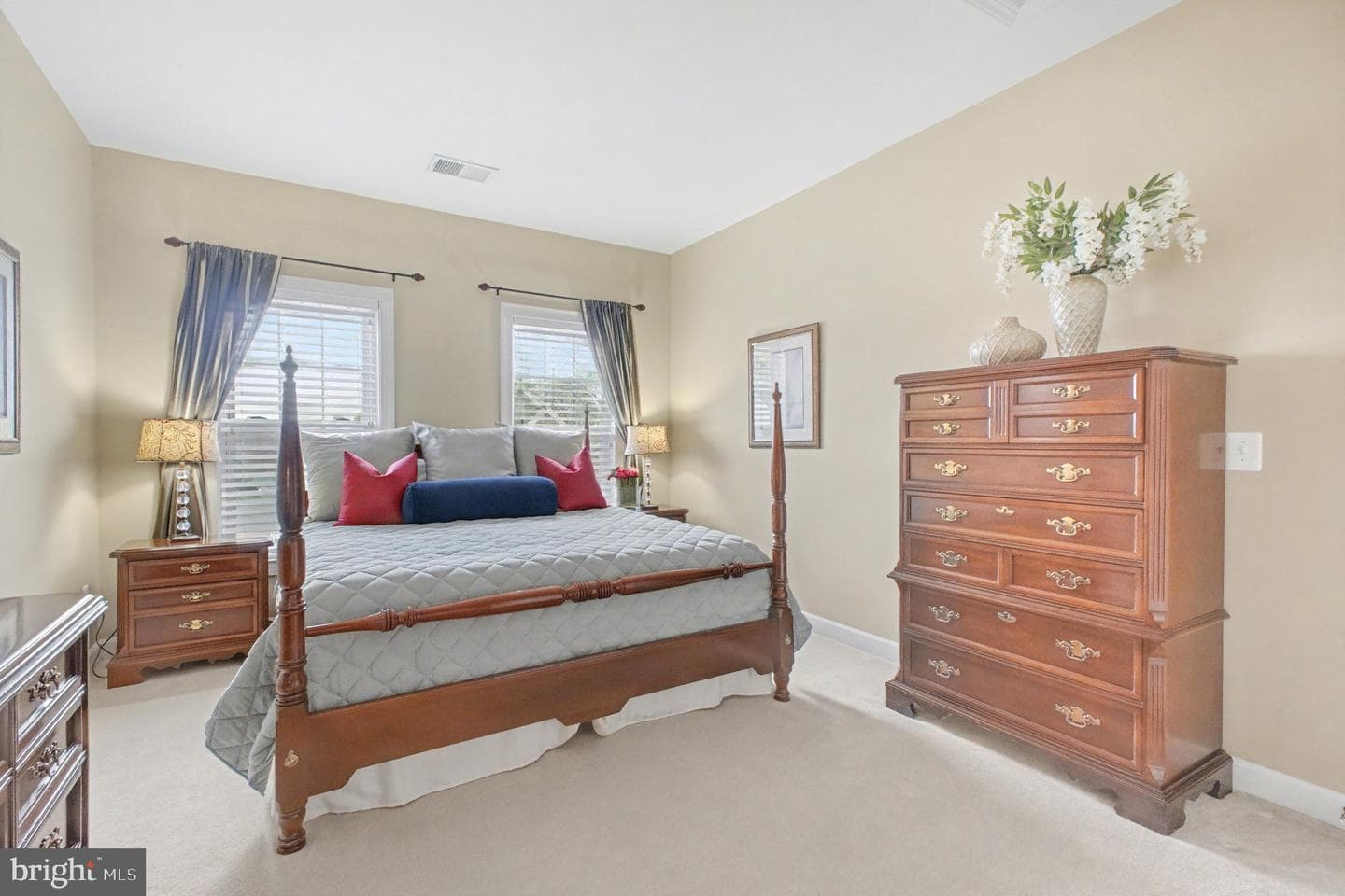 37 Palisades Drive photo 32
