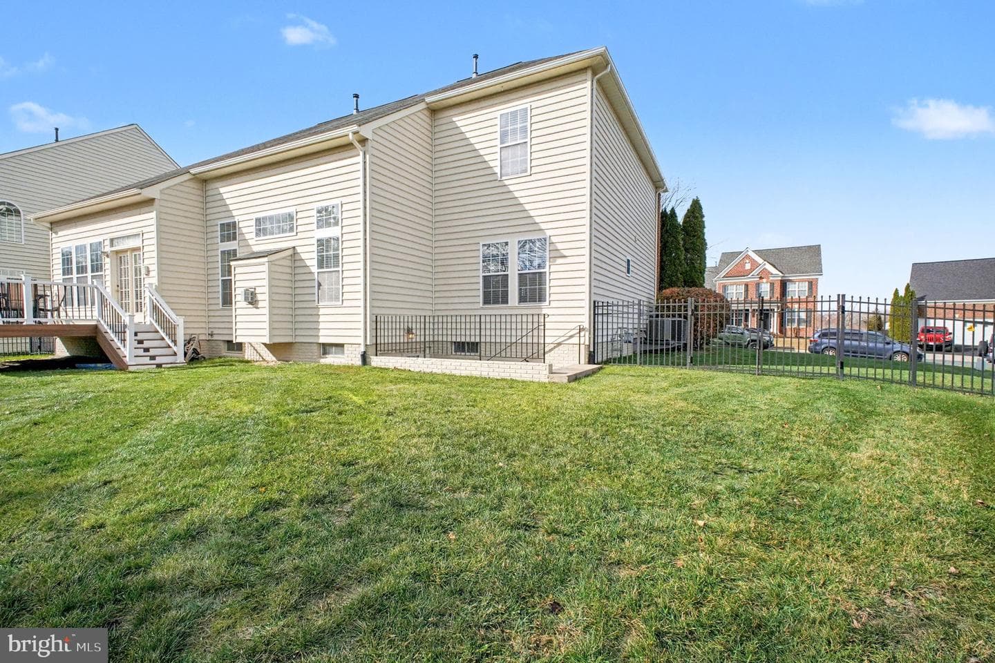 37 Palisades Drive photo 7