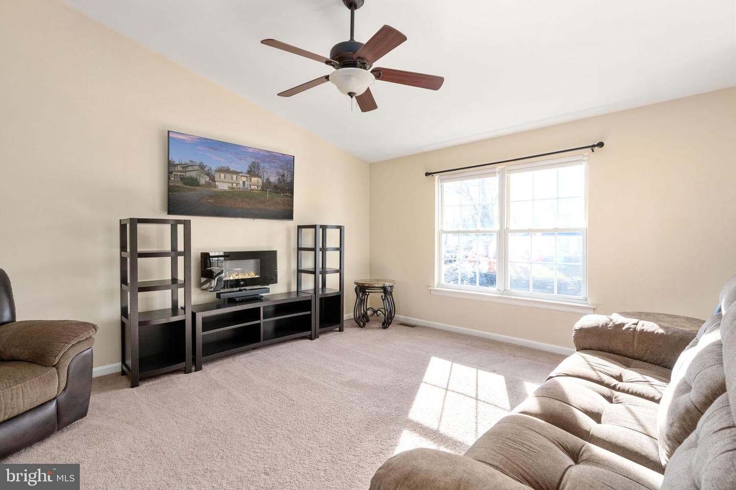 2 Harwood Court photo 11