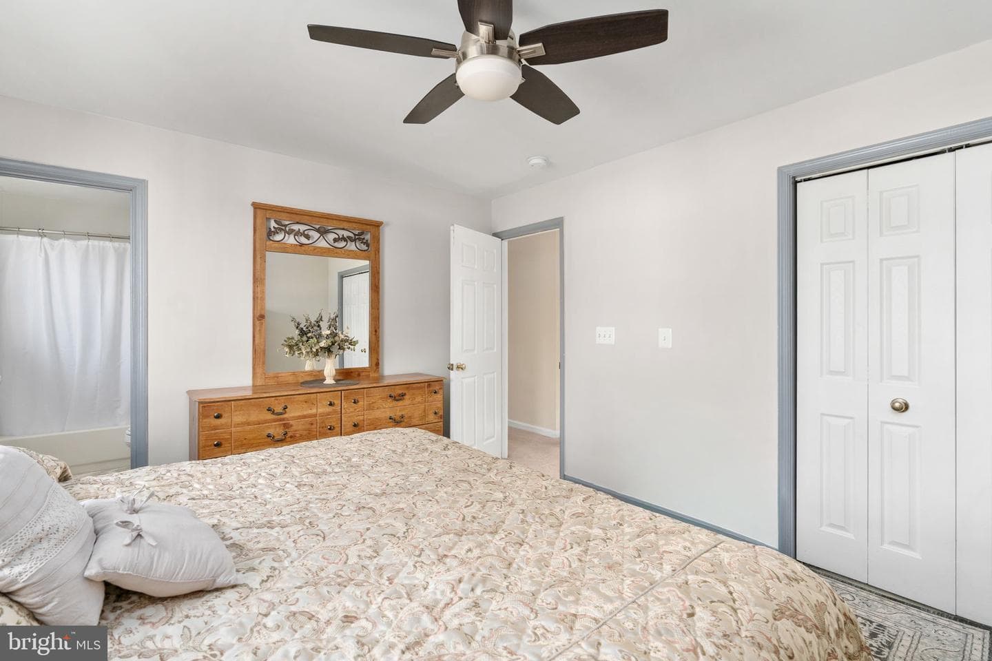 2 Harwood Court photo 27